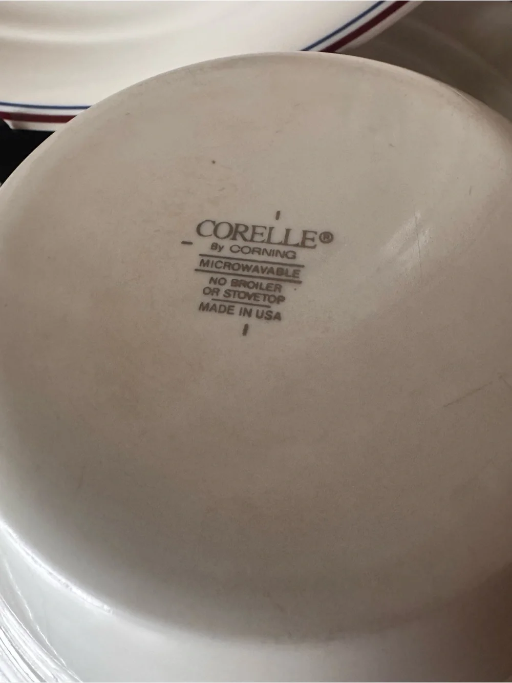 CORELLE ABUNDANCE PATTERN 10.25”dinner PLATES (4) Cereal Bowl (4)